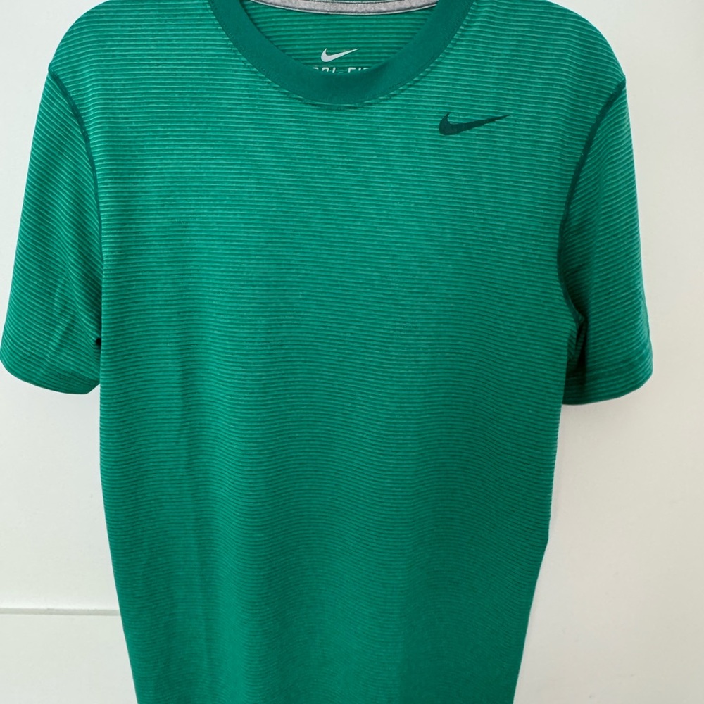 Nike Green Crew Neck Short Sleeve Tee